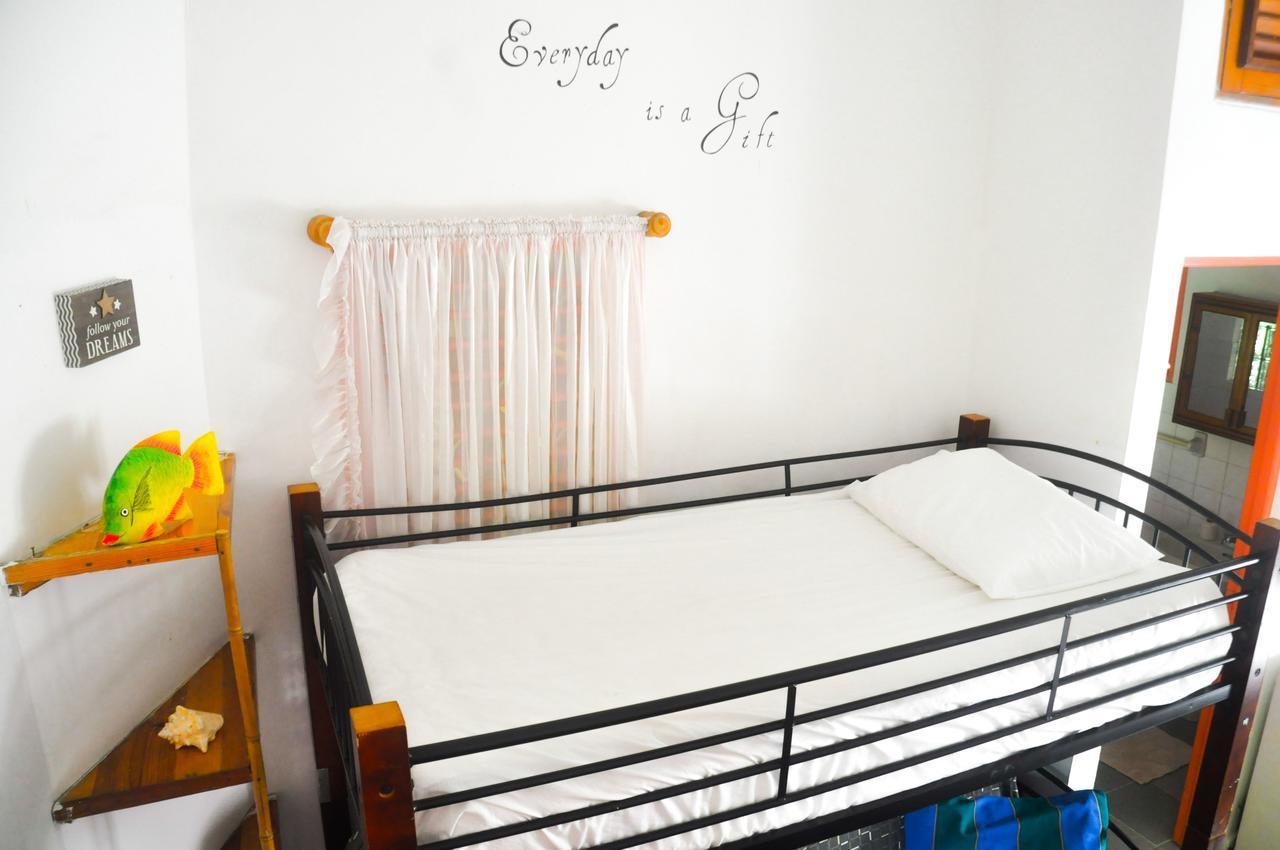 Casa Delfin Guest House ลาสแตร์เรนาส ภายนอก รูปภาพ